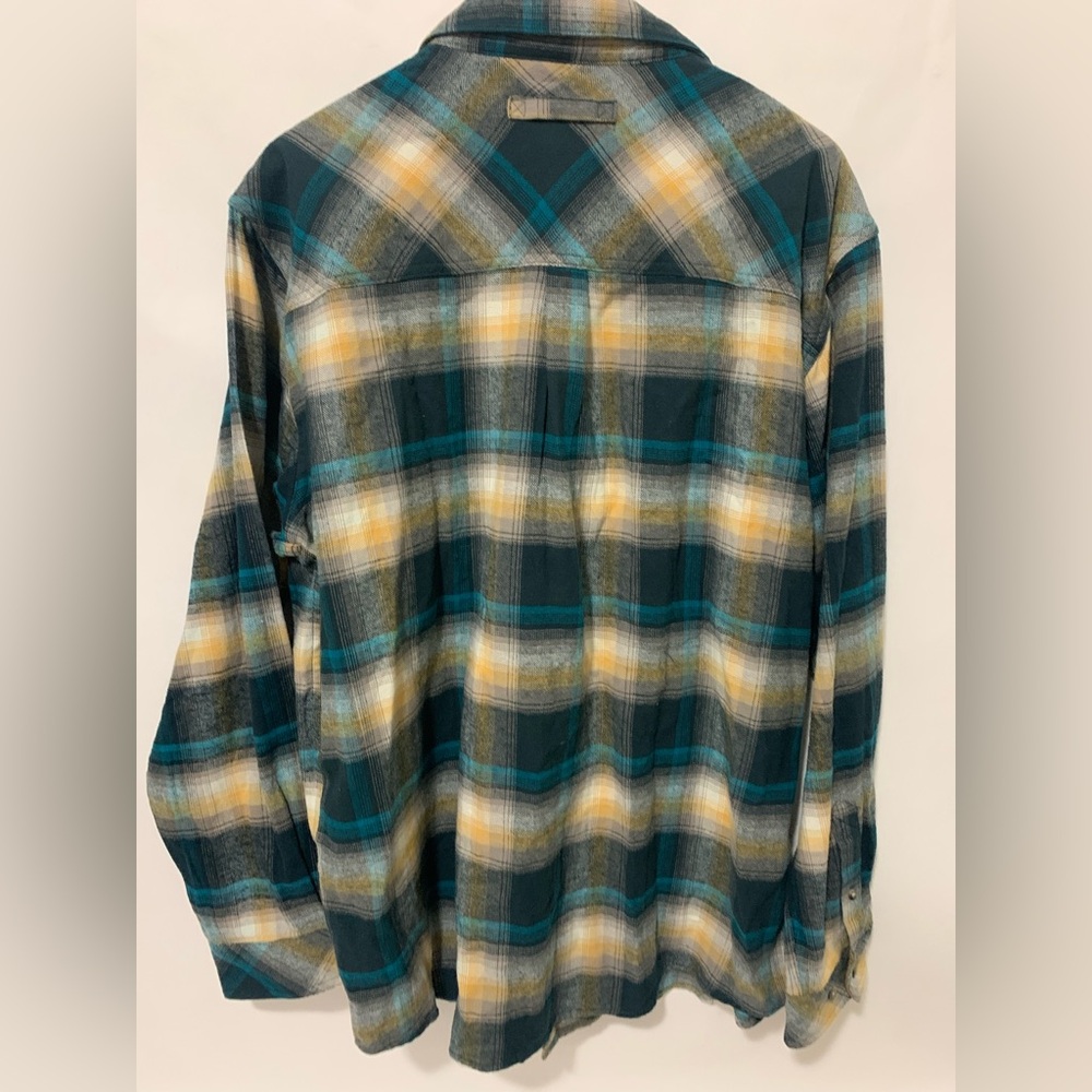 Legendary Whitetails Men Teal and Yellow Plaid Shirt - Picture 2 of 6